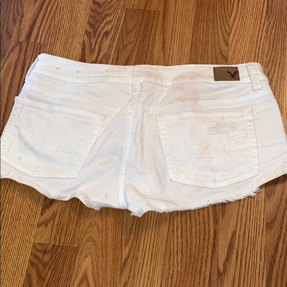 Shorts - Picture 2 of 3